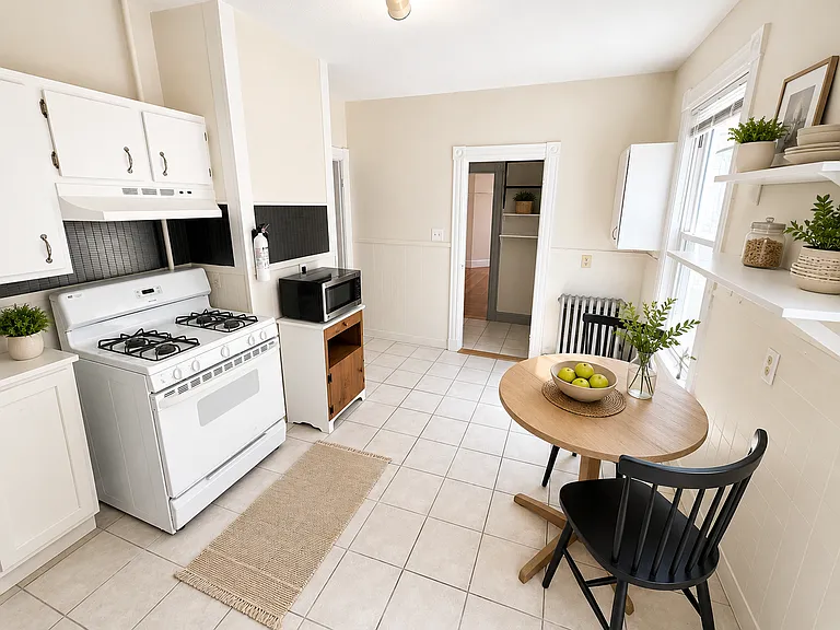 16 Hobson St #2 — Photo 7