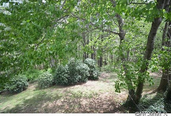 5th image of 260 Midland Dr