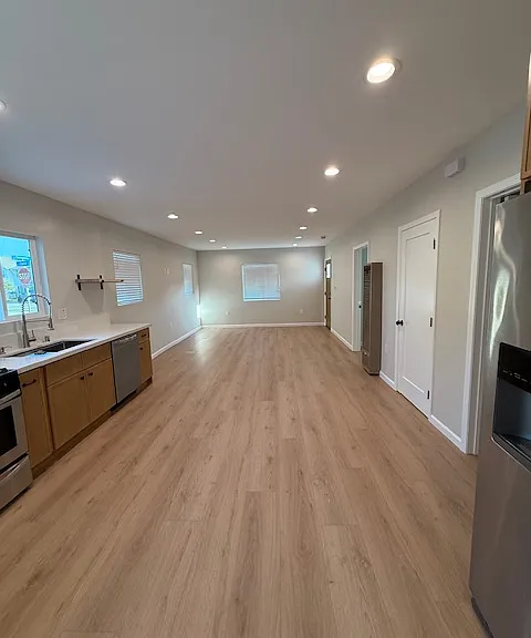 2449 Channel Dr — Photo 5