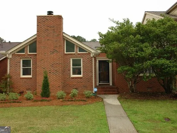 4631 Calumet Cir, Duluth, GA 30096