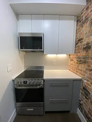 Rented by Besen Partners, LLC | media 18