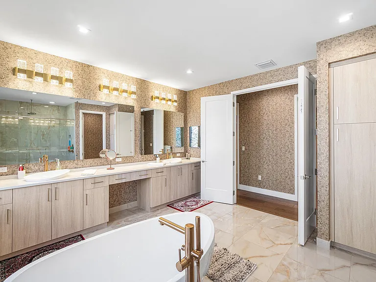 8233 Crystal Downs Ave — Photo 39