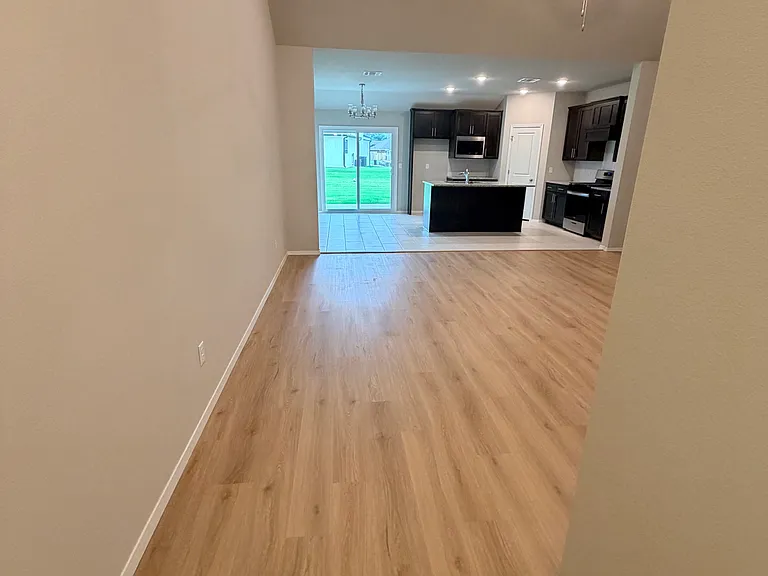 3900 W Laredo St — Photo 2