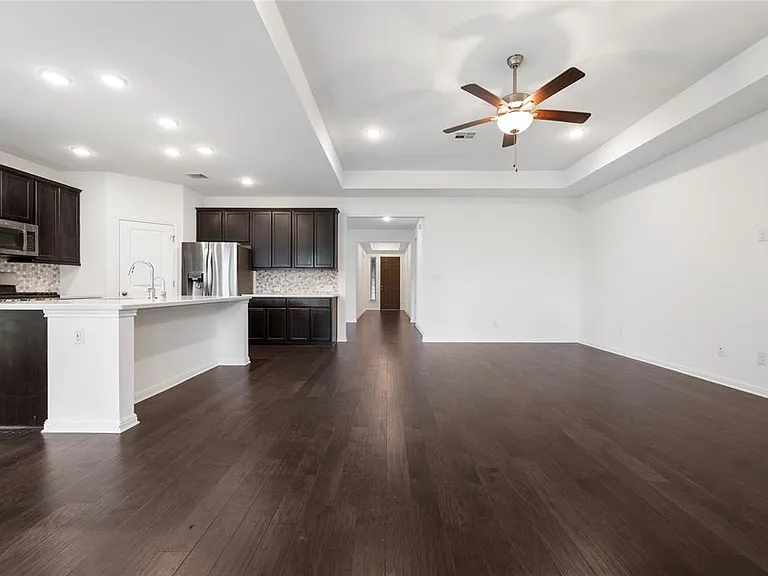 5146 Veranda Ter — Photo 37
