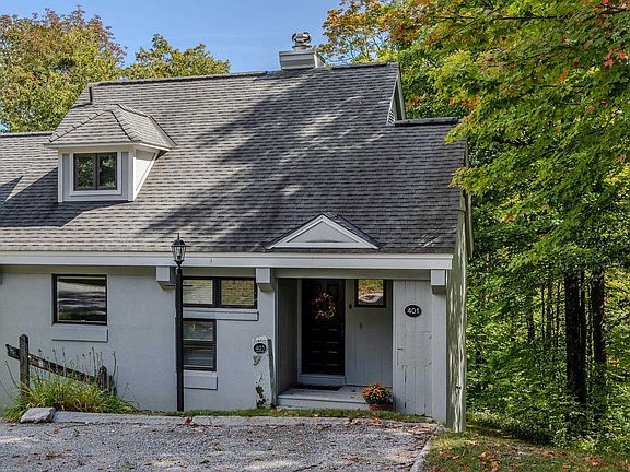 2nd image of 6 High Point Drive #401