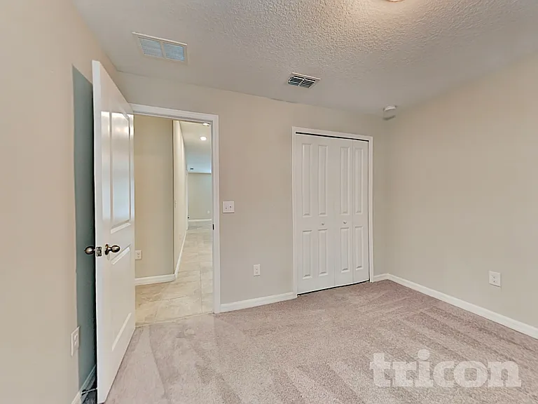 1724 Broad Winged Hawk Dr — Photo 36