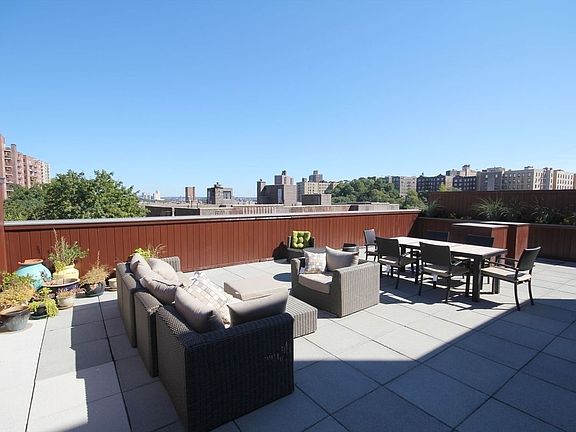 5th image of 736 W 187th St APT 509