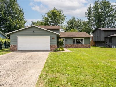 759 University Ave, Elyria, OH, 44035