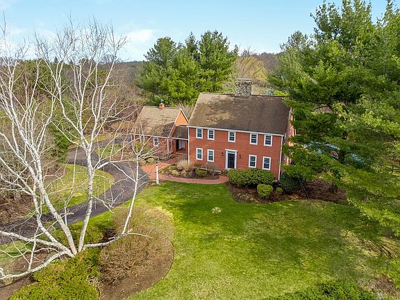 3rd image of 63 Farm Hill Rd