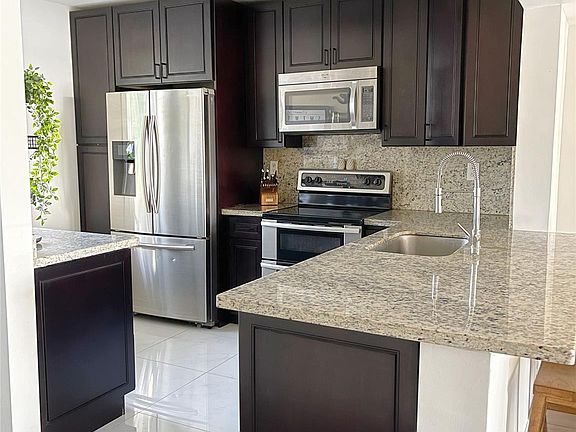3rd image of 4134 Carambola Circle #H206