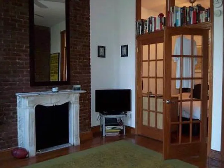 31 Carmine St #2 — Photo 3