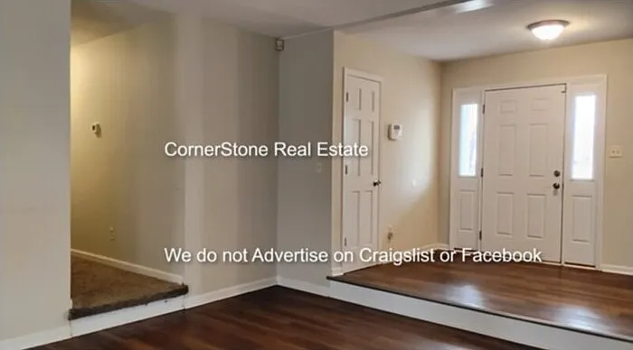 6301 Haven Ct — Photo 3