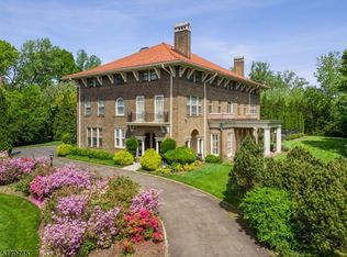 333 Park St, Montclair, NJ 07043