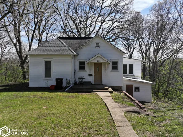 1105 E Division St, Ottumwa, IA 52501