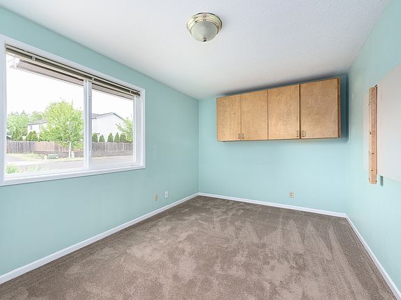 3rd image of 763 SE 56th Ave