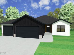 3187 66th Ave S, Fargo, ND 58104