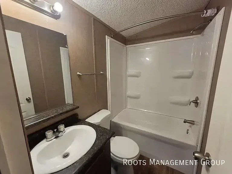 320 Rae St #40 — Photo 14