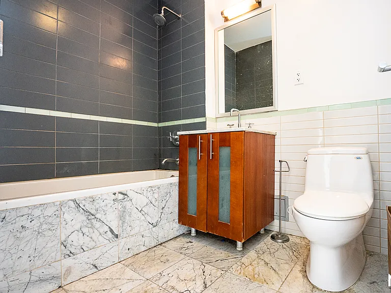 756 Myrtle Ave #4O — Photo 14