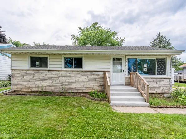 1206 Franklin Ave, Winthrop Harbor, IL 60096