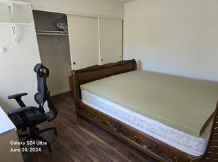 24 Acorn ROOM 2, Irvine, CA 92604