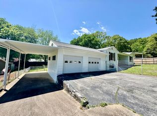 216 W Walden Cir, Soddy Daisy, TN 37379