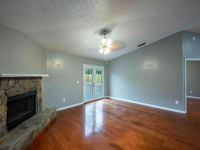 2645 Sam Houston Pl — Photo 24