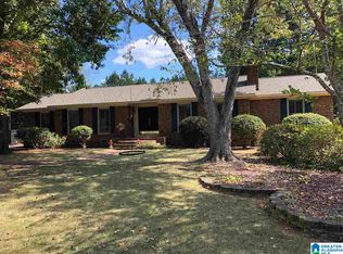 2202 Countrywood Cir NE, Sylacauga, AL 35150