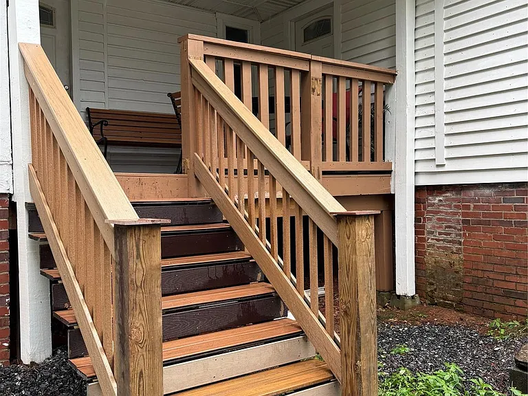604 Main Ave NW — Photo 10
