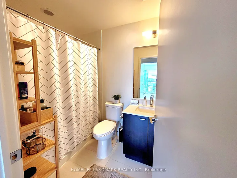 30 Roehampton Ave #3110 — Photo 16