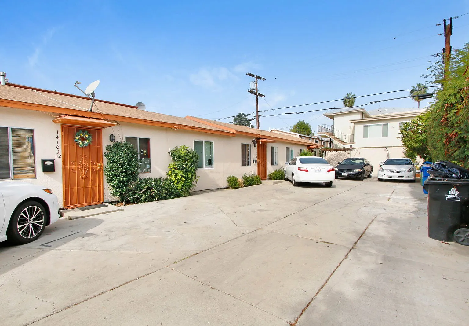 2 bed, 1.0 bath, $2,500 — Photo 1