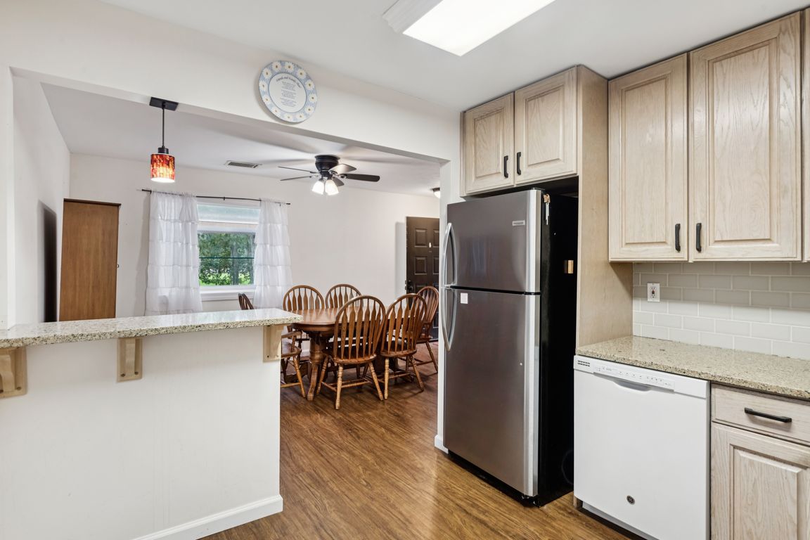 Birchwood Rd-S1809-008.jpg