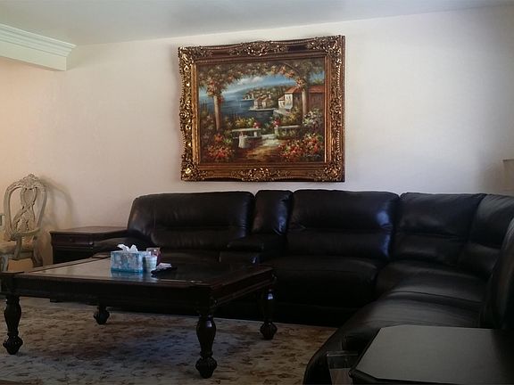 2nd image of 6228 Meadowgrass Ln