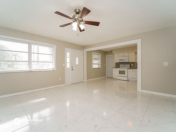 4th image of 5662 Espanola Ave