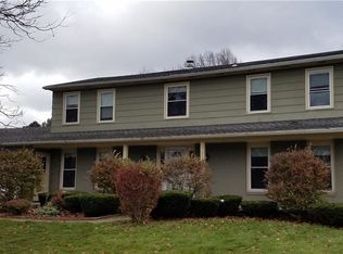 215 Everwild Ln, Rochester, NY 14616