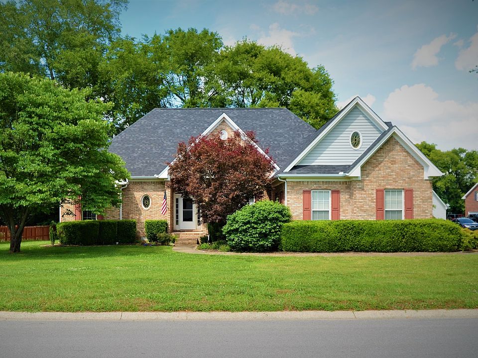 1st image of 3839 Benjamin Dr