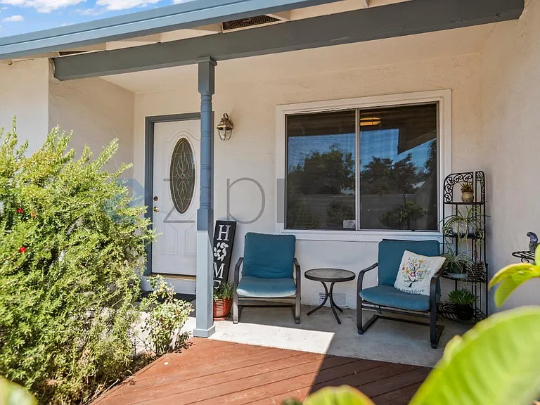 7525 Hazelnut Dr — Photo 6