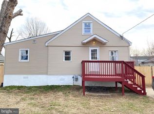 3 Felton St, New Castle, DE 19720
