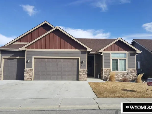 5220 Gladstone St, Casper, WY 82609