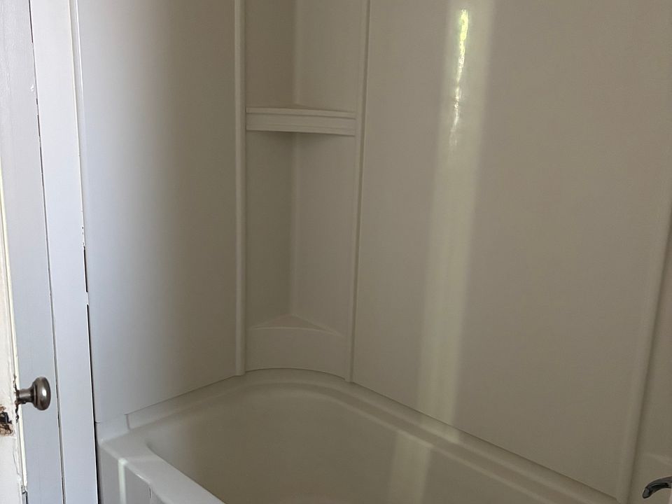 147 Myers Rd Apt 1, photo 14