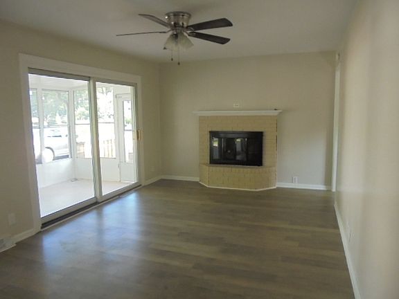 3rd image of 616 S Brittain Ave