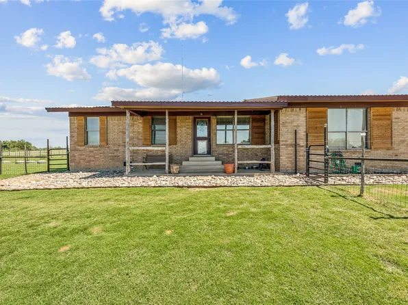 407 Friendly A County Rd, Stephenville, TX 76401