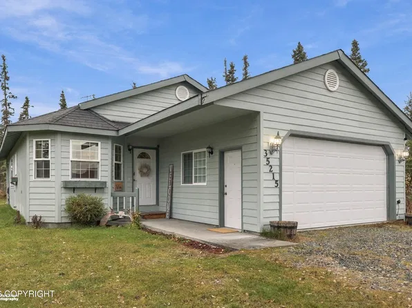 35215 W Brook Dr, Soldotna, AK 99669