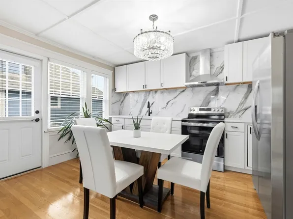 204 Eastern Ave, Lynn, MA 01902