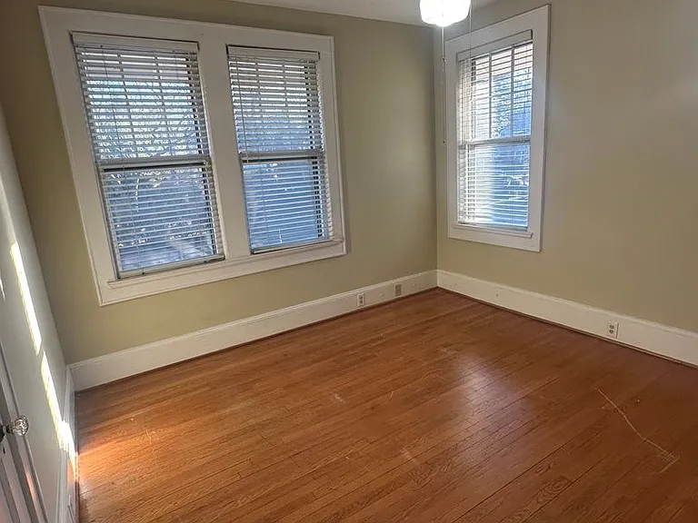 139-141 S. Pickens Street — Photo 14