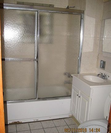 5th image of 5639 W 23rd St