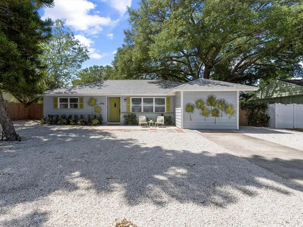 2706 Martin St, Sarasota, FL 34237