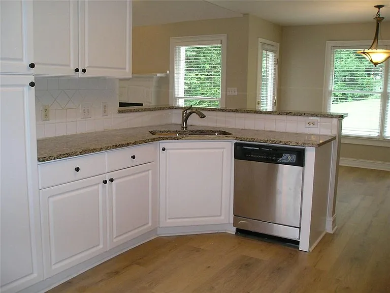 2830 The Terraces Way — Photo 9