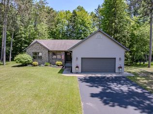 9207 Riverbirch St, Rothschild, WI 54474