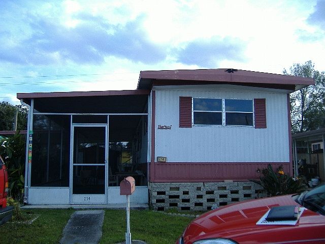 1st image of 214 May St