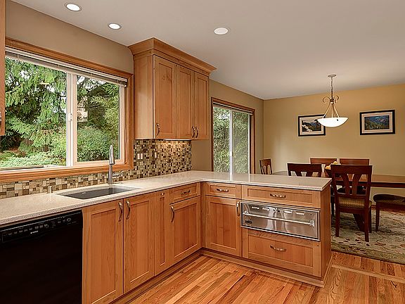 4th image of 12034 38th Ave NE